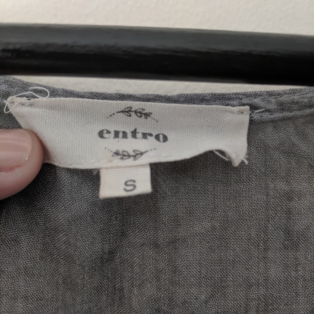 Gray Acid Wash Ruffle Tank - Picture 3 of 4
